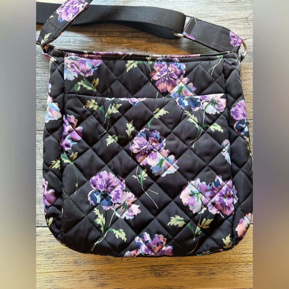 Vera Bradley crossover bag - Picture 2 of 2